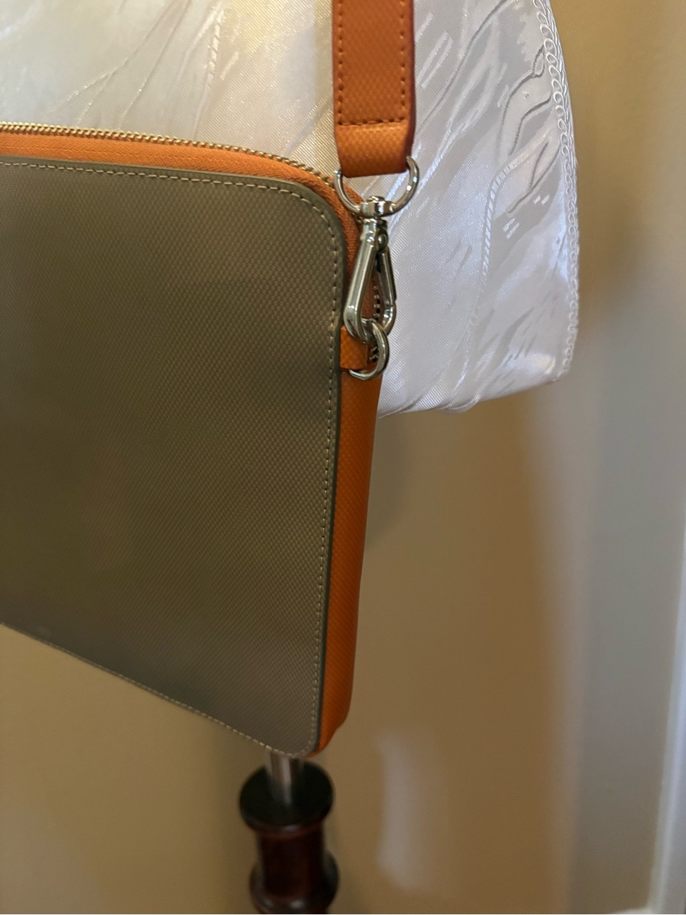 Tumi Yellow w Orange Trim Leather Crossbody Tablet Case Tan Adjustable Strap - Picture 9 of 14